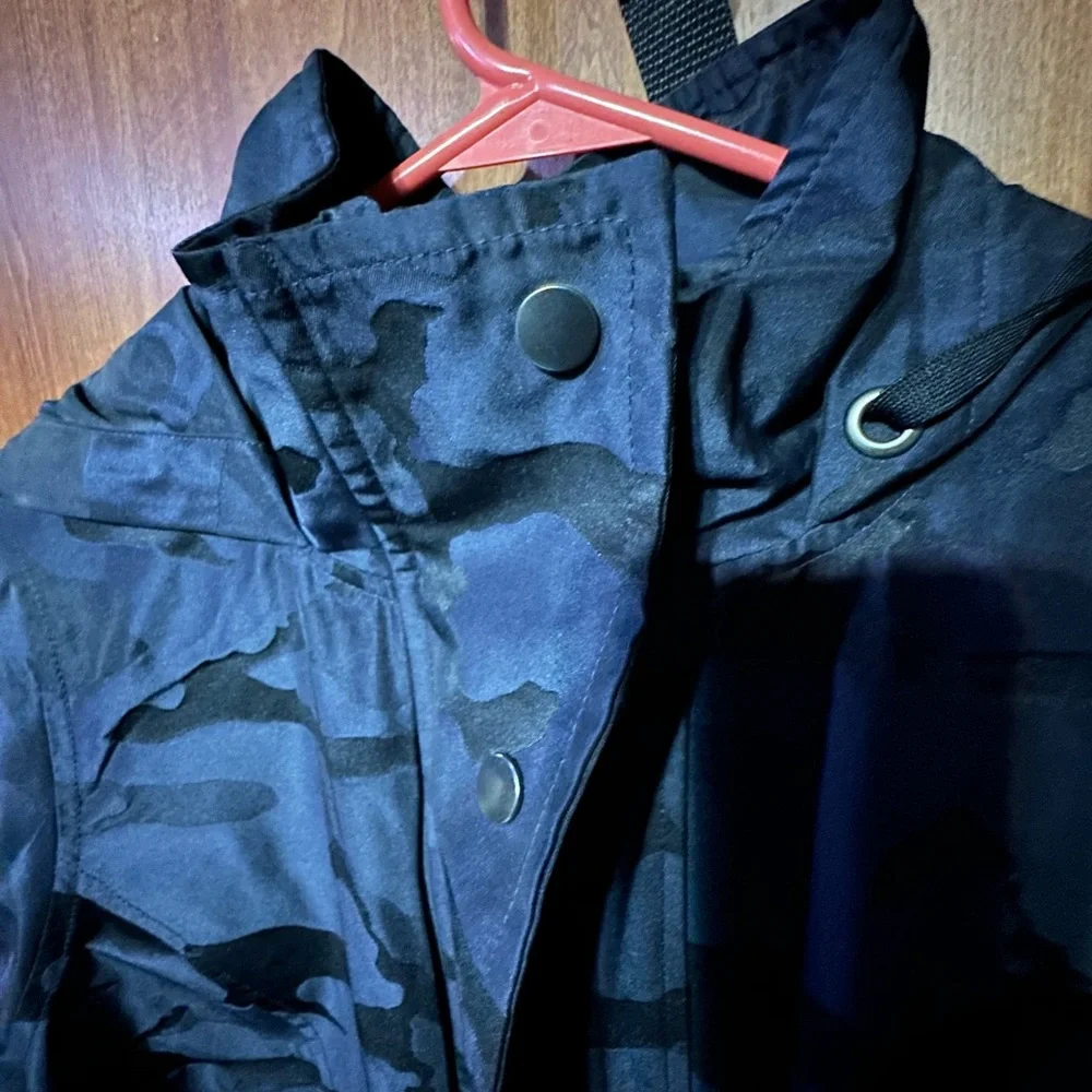 Jacket - Picture 2 of 6